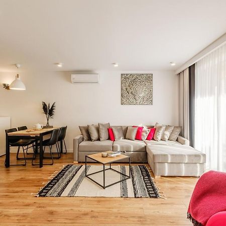 Rezydencja Ornak 5 - Stylowe Apartamenty Z Balkonami I Jacuzzi, 5 Min Pieszo Do Krupowek, Izby Podhalanskie Zakopane Eksteriør billede