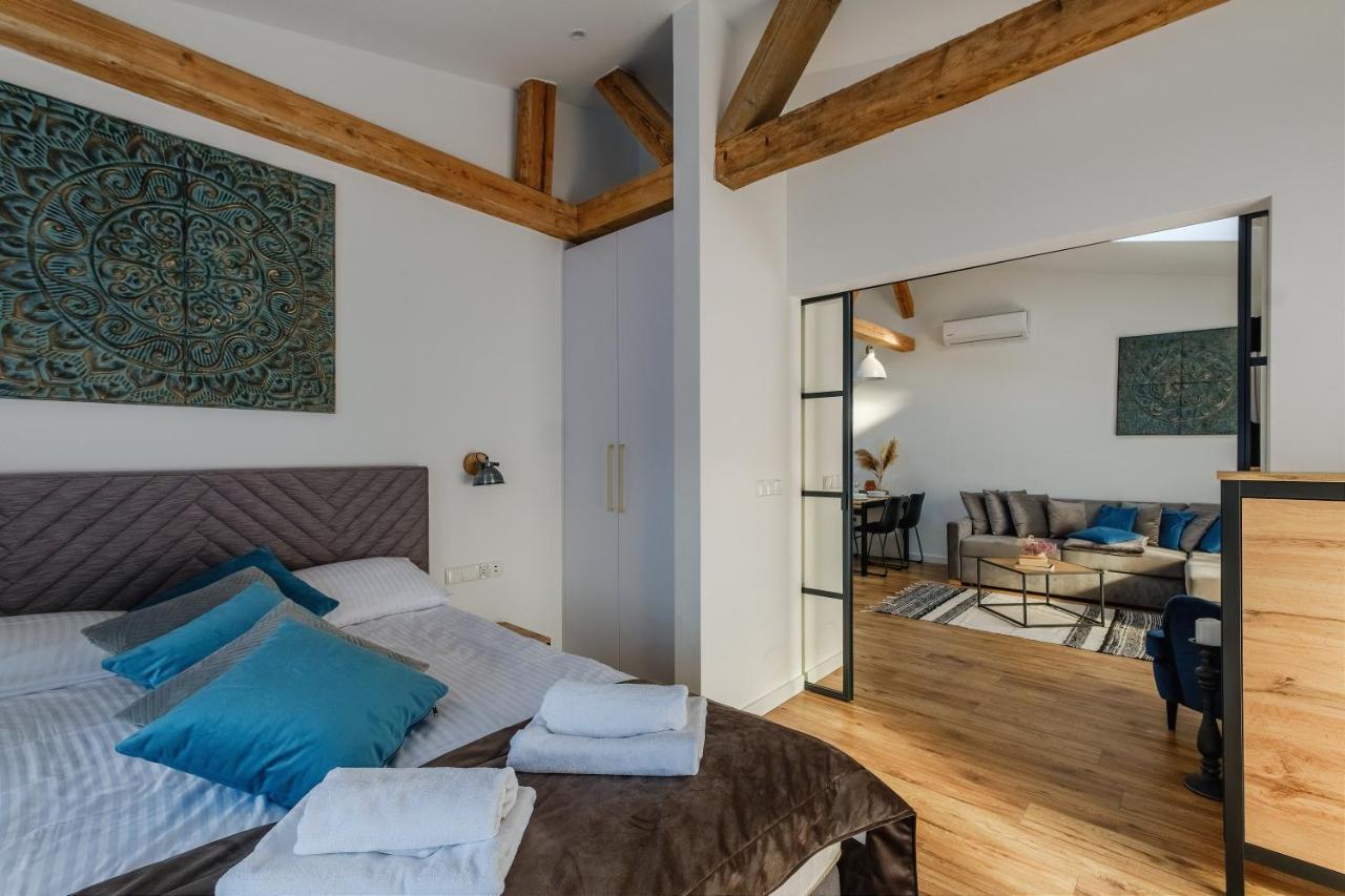 Rezydencja Ornak 5 - Stylowe Apartamenty Z Balkonami I Jacuzzi, 5 Min Pieszo Do Krupowek, Izby Podhalanskie Zakopane Eksteriør billede