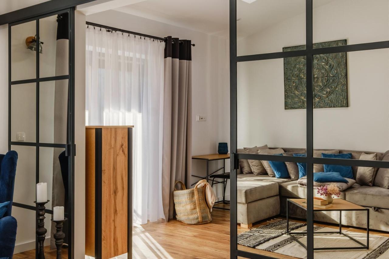 Rezydencja Ornak 5 - Stylowe Apartamenty Z Balkonami I Jacuzzi, 5 Min Pieszo Do Krupowek, Izby Podhalanskie Zakopane Eksteriør billede