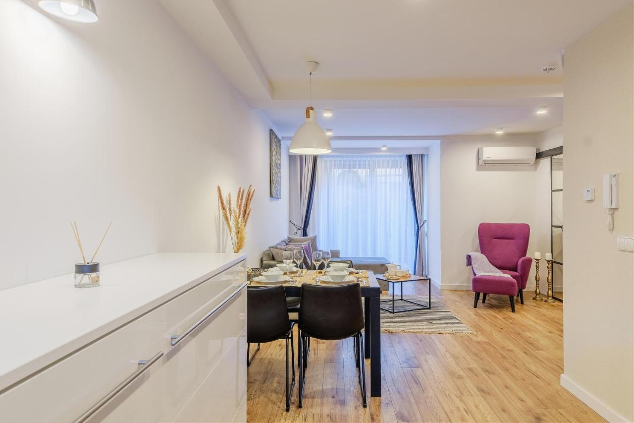 Rezydencja Ornak 5 - Stylowe Apartamenty Z Balkonami I Jacuzzi, 5 Min Pieszo Do Krupowek, Izby Podhalanskie Zakopane Eksteriør billede